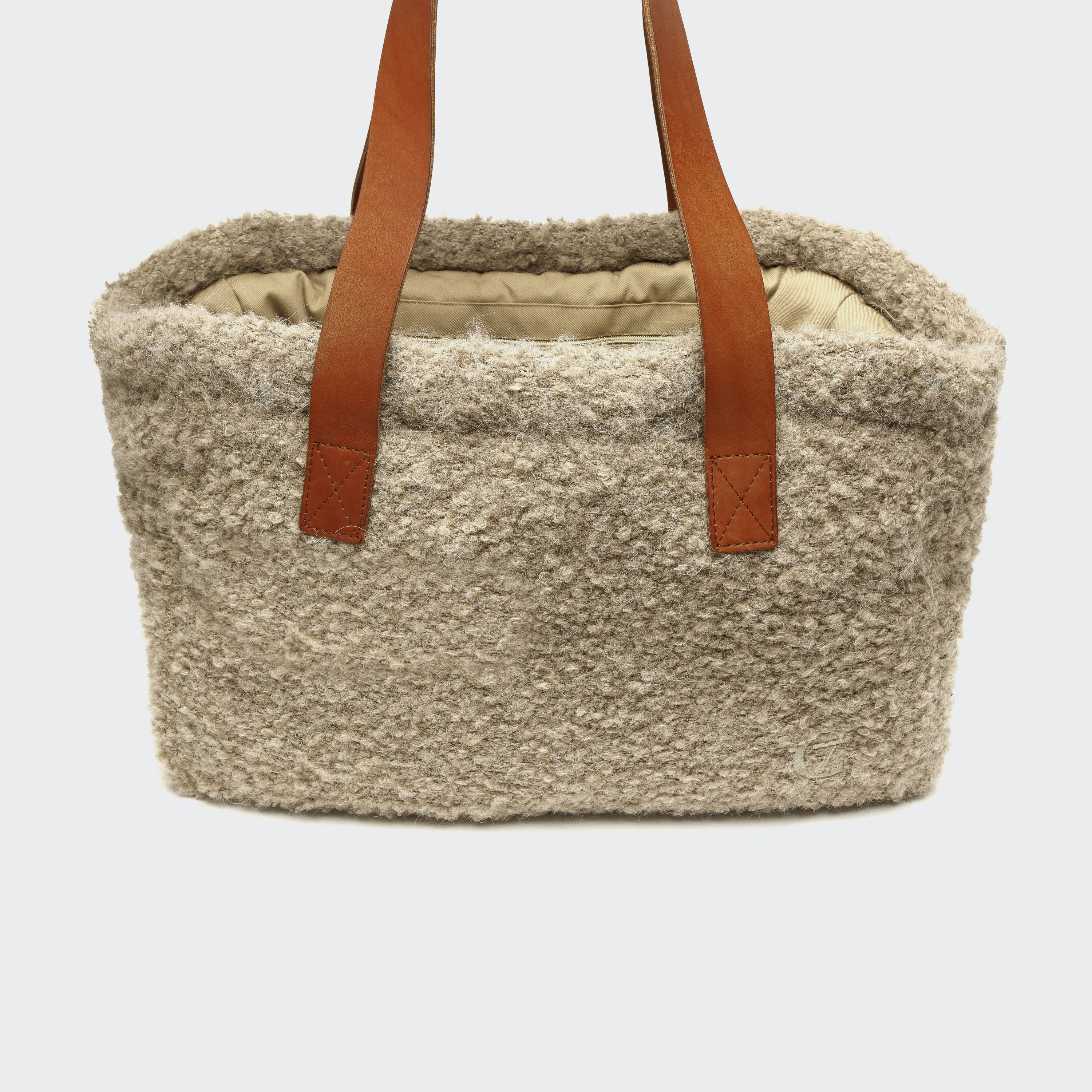 Wool Dog Carrier | Verona | Limited Edition – 2&4 PETS