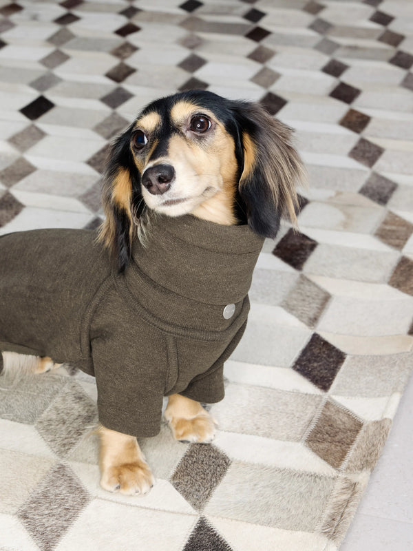 Durable Anti-Static Sporty Fleece Jumpsuit | Dachshund Fit