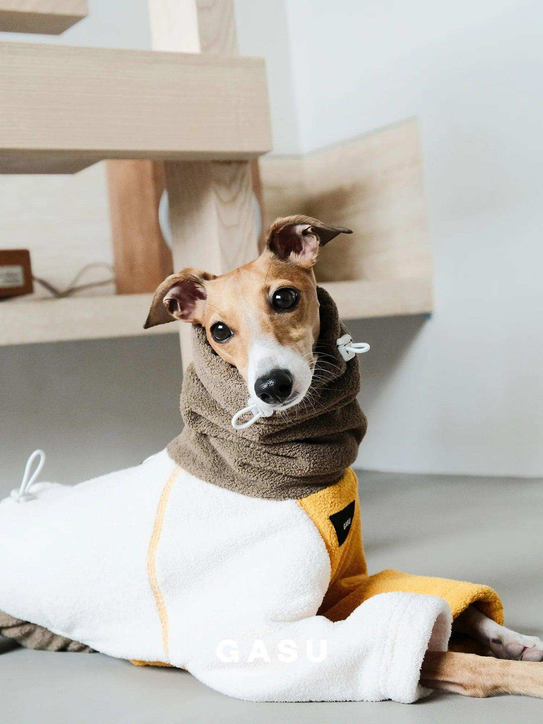 Adjustable 4-Leg Anti-static Fleece Dog Jumpsuit | Mango Creme Coffee Cake