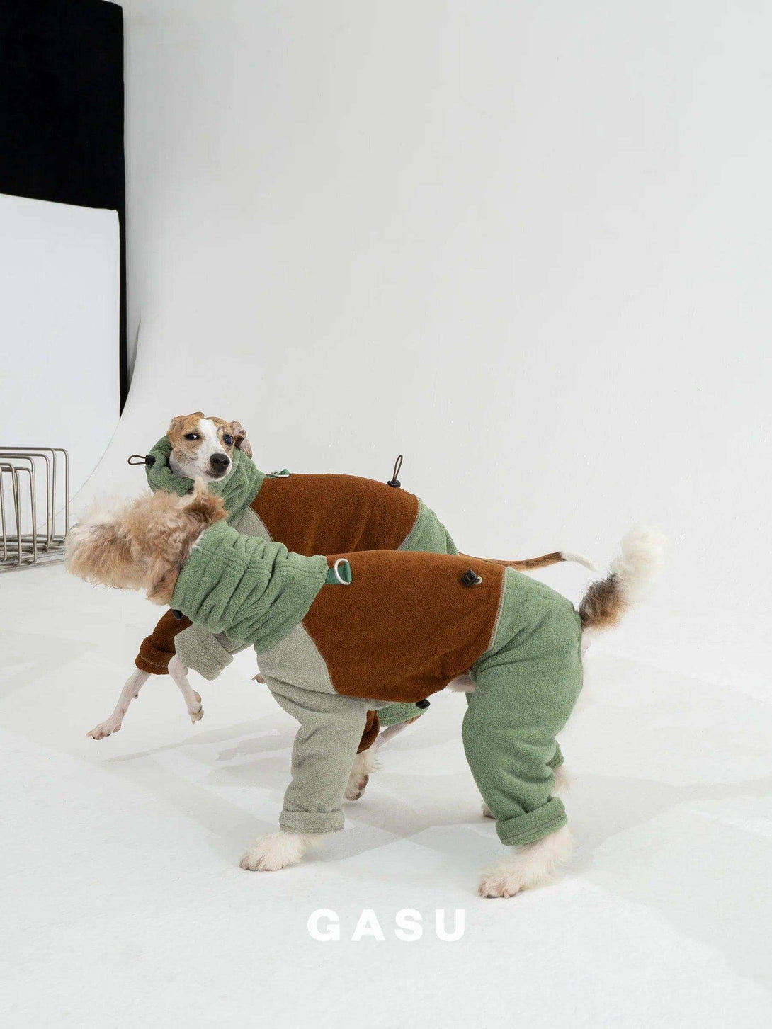 Adjustable 4-Leg Anti-static Fleece Dog Jumpsuit | Matcha Chocolate Cake - 2&4 PETS