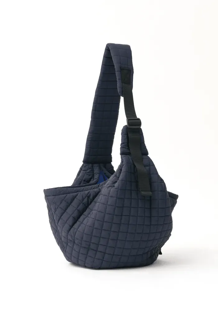 Dumpling Bag | Pet Carrier - Navy - 2&4 PETS