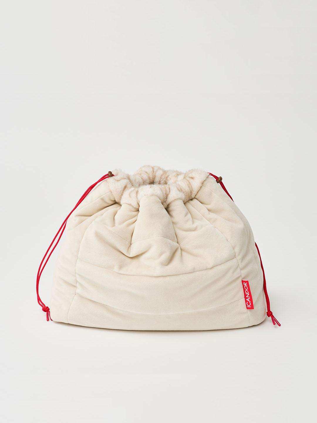 Snuggle Nest | Versatile Eco-fur Dog Sleeping Bag - 2&4 PETS