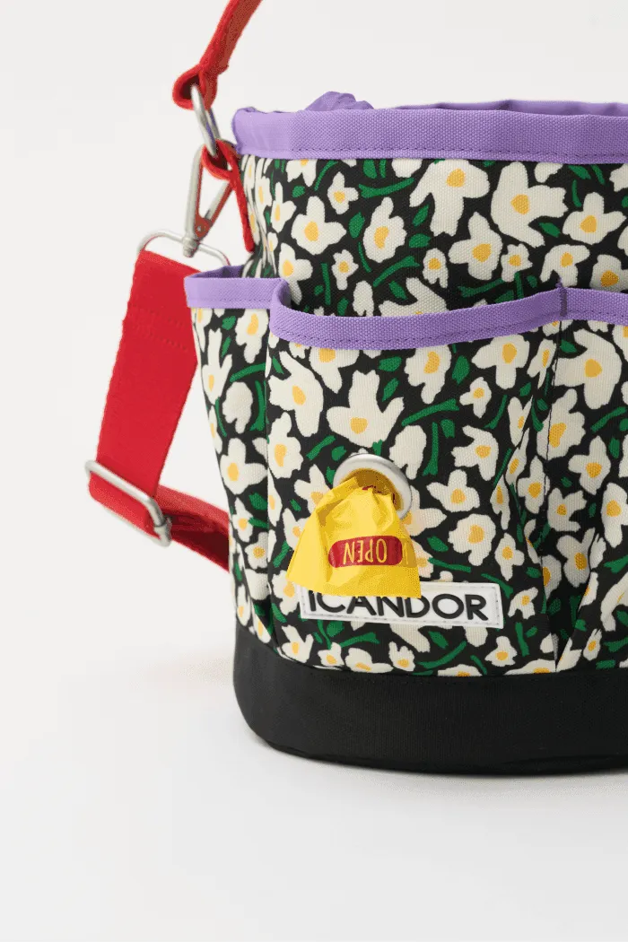 Zucchini iCANDOR Dog Walking Bucket Bag Big Fish Floral print